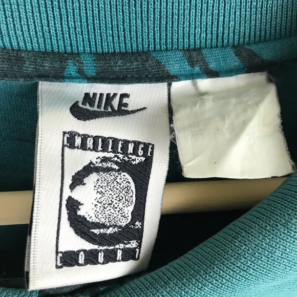 Vintage 1990s Nike Tennis Challenge Court Shirt - Picture 4 of 5